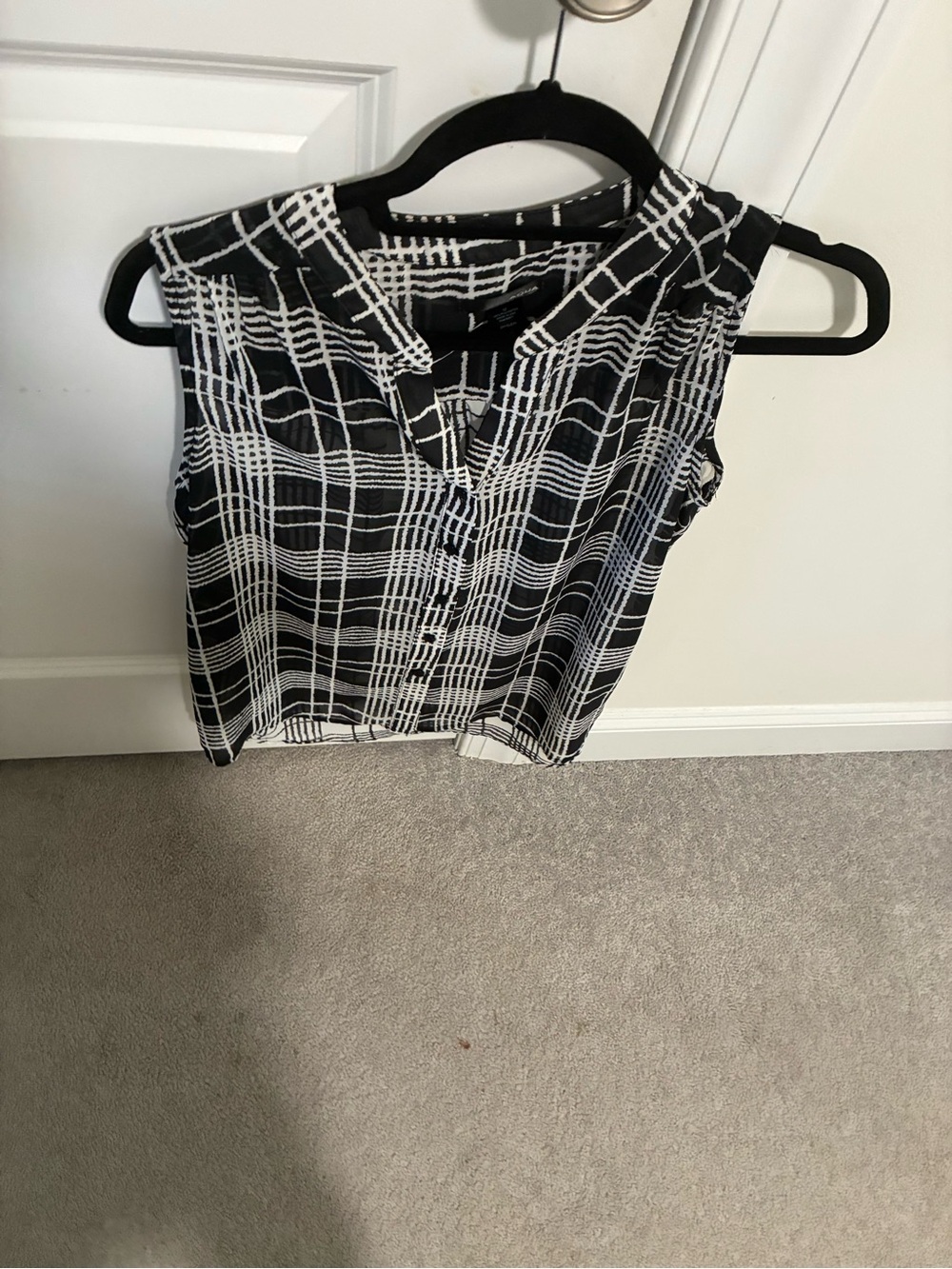 Aqua Black & White Sleeveless Grid-Print Blouse